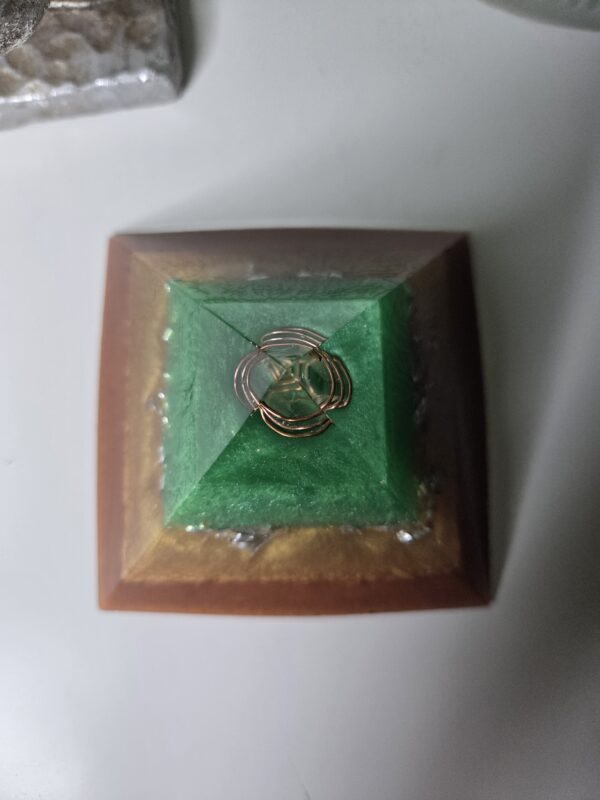 Green & Gold Orgone Pyramid